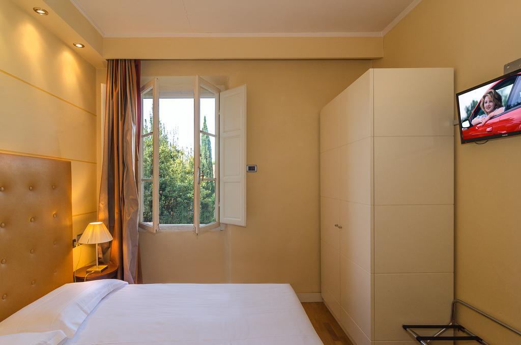 Hotel Novecento Піза Екстер'єр фото