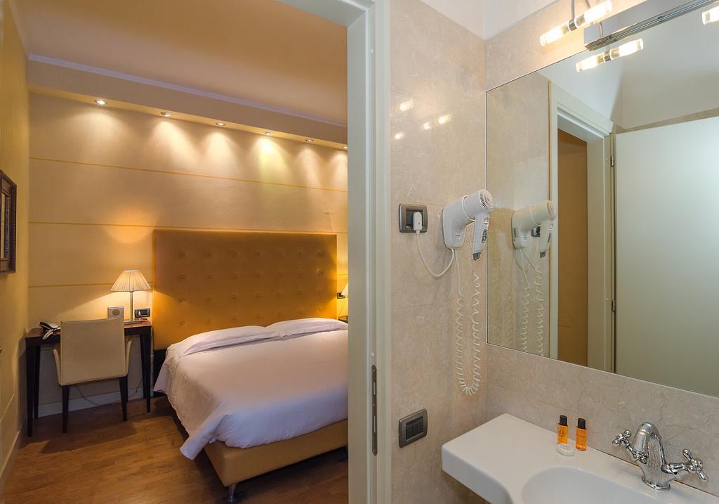 Hotel Novecento Піза Екстер'єр фото