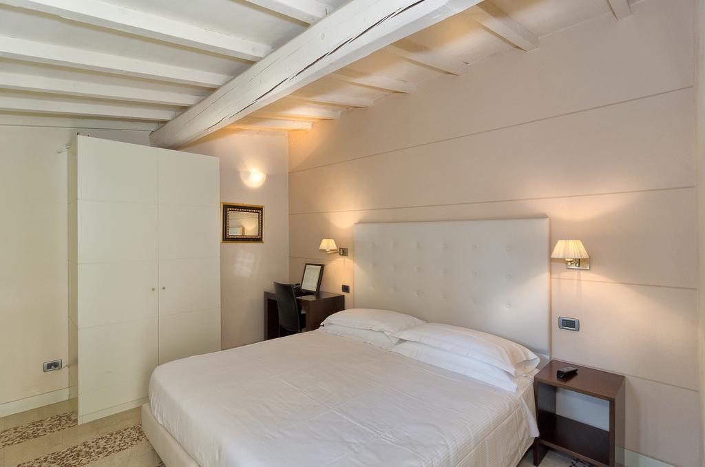 Hotel Novecento Піза Екстер'єр фото