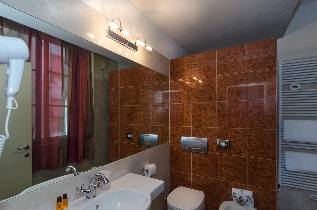 Hotel Novecento Піза Екстер'єр фото