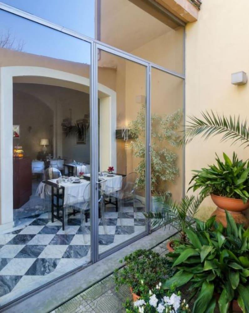 Hotel Novecento Піза Екстер'єр фото